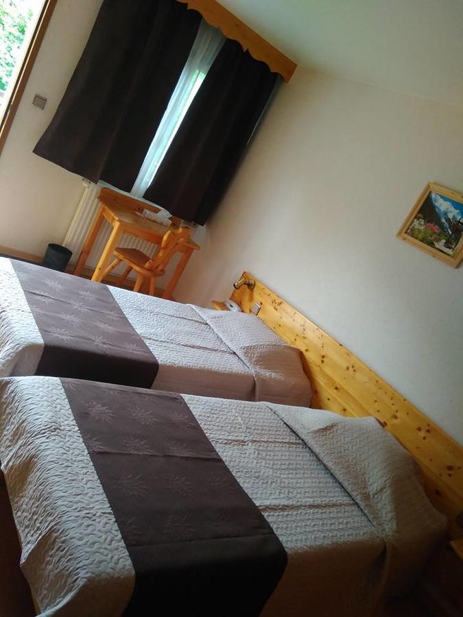 Anais Hotel Viviers-du-Lac Ngoại thất bức ảnh