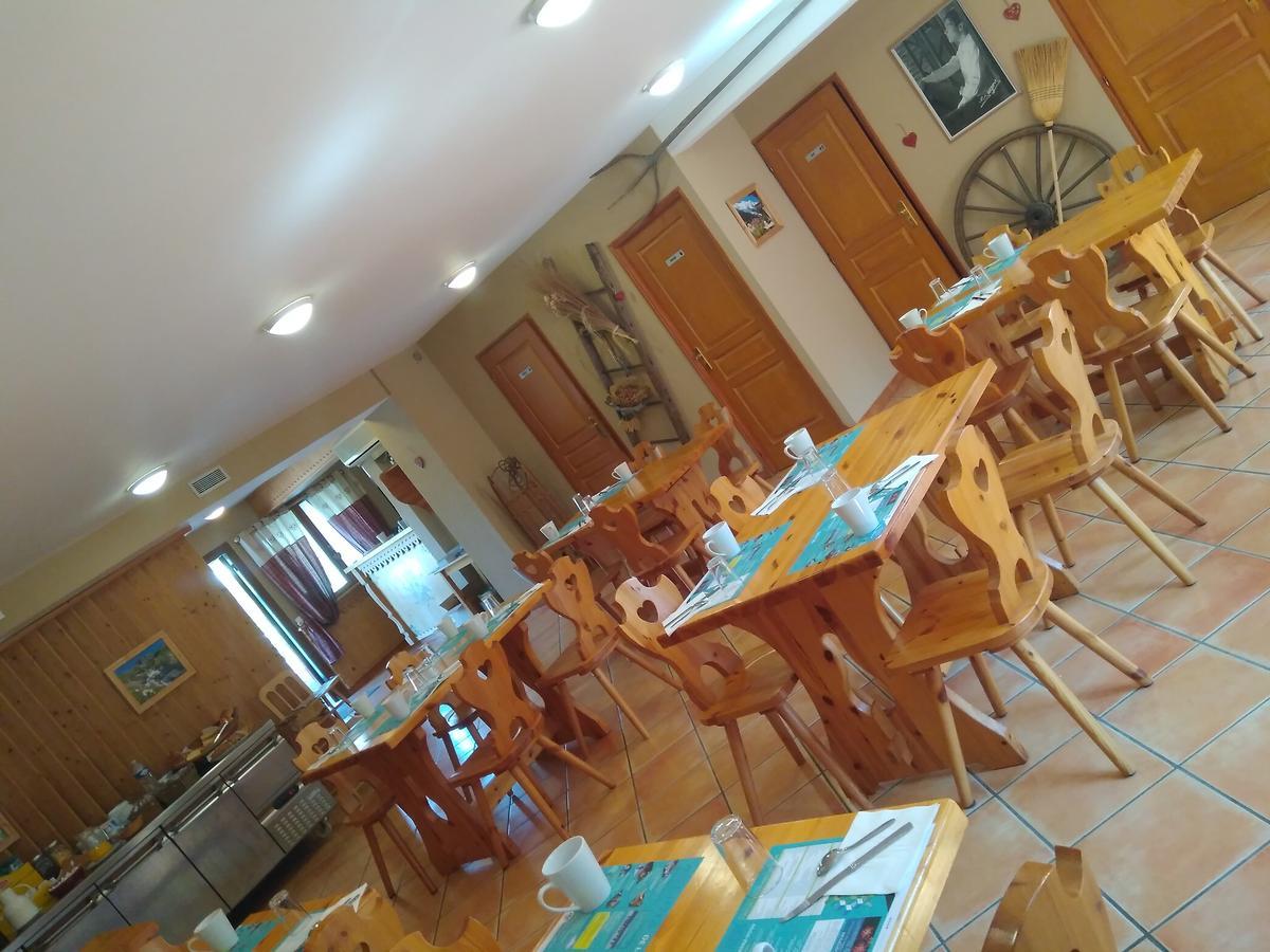 Anais Hotel Viviers-du-Lac Ngoại thất bức ảnh